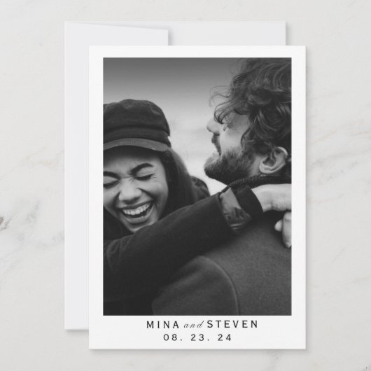 モダンな黒と白のタイポグラフィ写真 セーブザデート (正面)