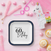 モダンな黒と青の華やかな60歳の誕生日プレート ペーパープレート (パーティー)