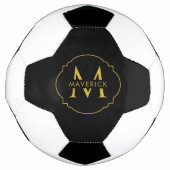モダンな黒のカスタムイニシャル名入り サッカーボール (正面)