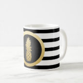 モダンな黒のストライプのフェイクな金ゴールドホイルのパイナップル コーヒーマグカップ (正面右)