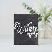 モダンな黒板スクリプト ハニームーン 妻 ポストカード (スタンド正面)