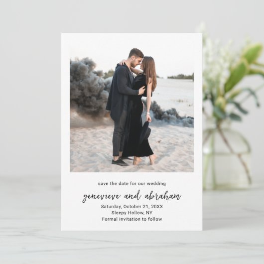 モダンな黒白写真の結婚式 セーブザデート (スタンド正面)