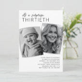 モダンな2枚の写真でサプライズ30歳の誕生日パーティー 招待状 (スタンド正面)