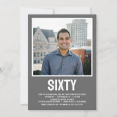モダンな60歳の誕生日パーティーの写真 招待状 (正面)