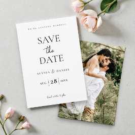 モダンなQRコード付き結婚式ウェブサイトがひとつ、ミニマルなフォトウェディング セーブザデート