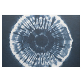 モダンによって手染められる藍色のshibori ファブリック