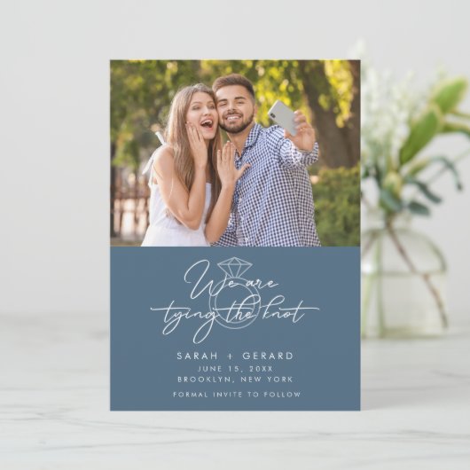 モダンの結婚写真の青の日付を保存 案内状 (スタンド正面)