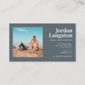 モダンはっきりしたカッコいいタイポグラフィ 名刺 (裏面)