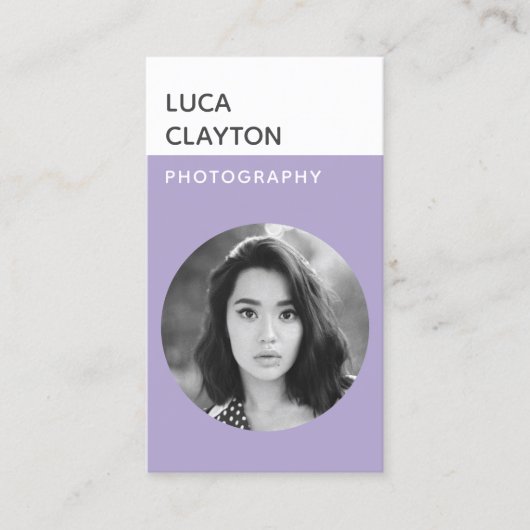 モダンはっきりしたスタイリッシュタイポグラフィ 名刺 (正面)