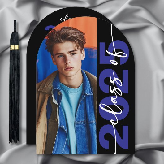 モダンはっきりしたタイポグラフィアーチ予測の発表 招待状