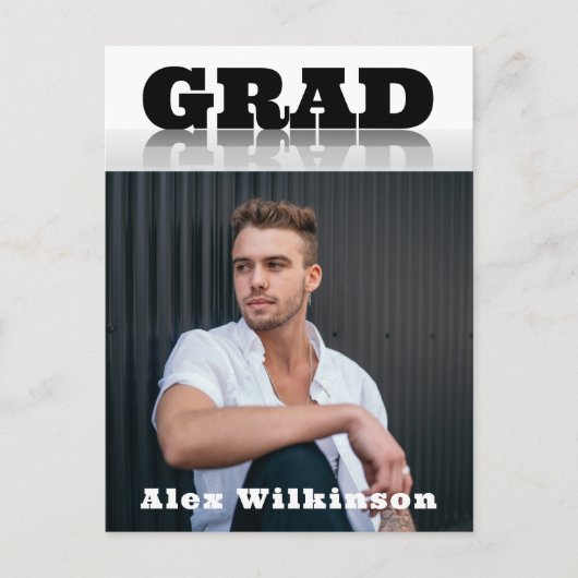 モダンはっきりしたタイポグラフィグレイミニマル写真卒業 インビテーションポストカード (正面)