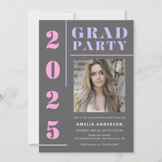 モダンはっきりしたタイポグラフィグレー写真卒業パーティー 招待状 (正面)