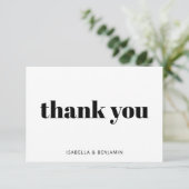 モダンはっきりしたタイポグラフィホワイトカスタムウェディングフラット サンキューカード (スタンド正面)