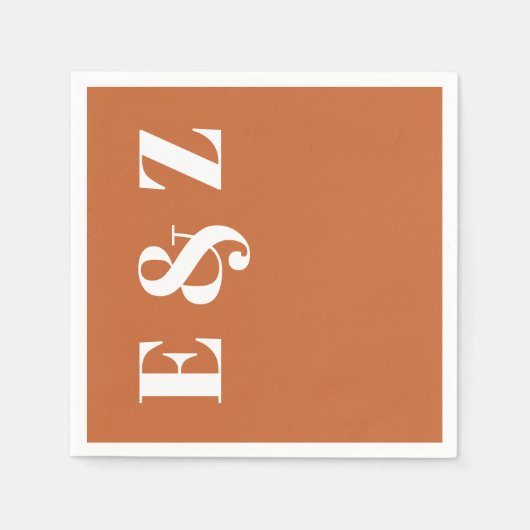 モダンはっきりしたタイポグラフィ焦げオレン結婚ジュ スタンダードカクテルナプキン (正面)