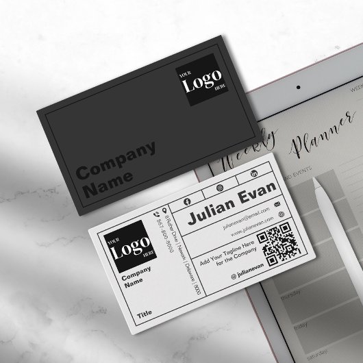 モダンはっきりしたタイポグラフィ白黒QRコード 名刺