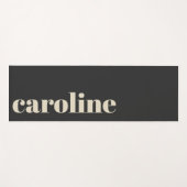 モダンはっきりしたタイポグラフィ黒モノグラムの名 ヨガマット (正面(横))