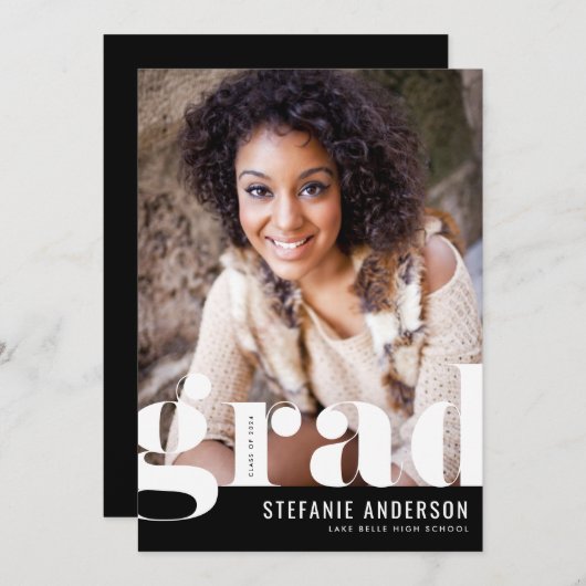 モダンはっきりしたタイポグラフィ黒写真卒業 案内状 (正面/裏面)