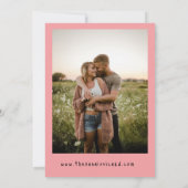 モダンはっきりしたハート弓フォトウェディング日付を保存 招待状 (裏面)