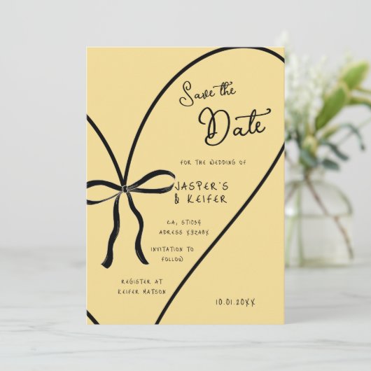 モダンはっきりしたハート弓フォトウェディング日付を保存 招待状 (スタンド正面)