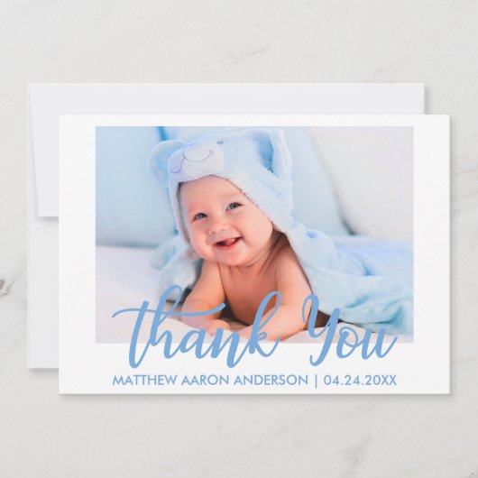 モダンは新生児の男の子の青い縞感謝していしています サンキューカード (正面)