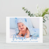 モダンは新生児の男の子の青い縞感謝していしています サンキューカード (スタンド正面)