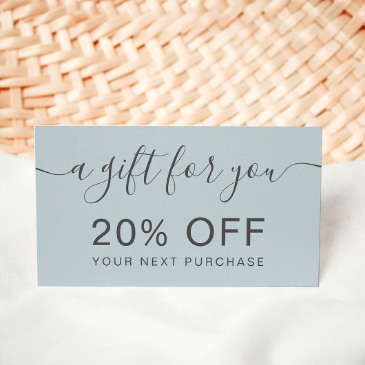 モダンほこりっぽい青プロフェッショナルタイポグラフィ 割引カード