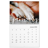 モダンよくはしゃぐシンプルScript Family Photos カレンダー (1月 2026)