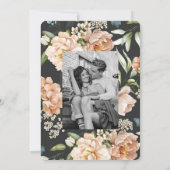 モダンアーチのカップルの写真とイニシャル セーブザデート (裏面)