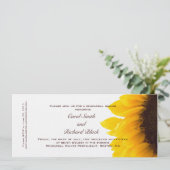 モダンイエローヒマワリーリハーサルディナー招待状 招待状 (スタンド正面)