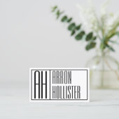 モダンイニシャルと名前のロゴ 名刺 (スタンド正面)