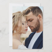 モダンイニシャルグラフィックタイポグラフィ結婚写真 セーブザデート (裏面)