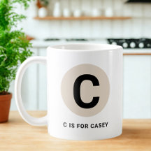 モダンイニシャルマグ – 「C is for [名前]」デザイン