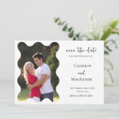 モダンウェーブフォトウェディングセーブザデート招待状 セーブザデート (スタンド正面)