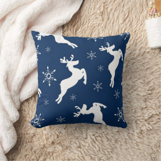モダンウォーターカラーブルートウキノシタ雪のクリスマス クッション
