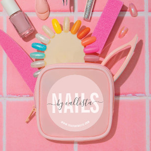 モダンエレガントシンプルタイポグラフィネイルアーティスト ラウンドシール