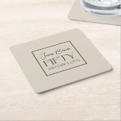 モダンエレガントタイポグラフィメンズフィフティ&ファブラス スクエアペーパーコースター (アングル)
