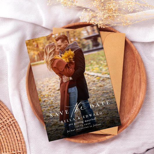 モダンエレガントタイポグラフィ結婚のシンプル セーブザデート