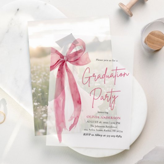 モダンエレガントトレンディースタイリッシュピンクボウ卒業 ベラム紙招待状