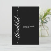 モダンエレガント感謝パーソナライズされた結婚の サンキューカード (スタンド正面)