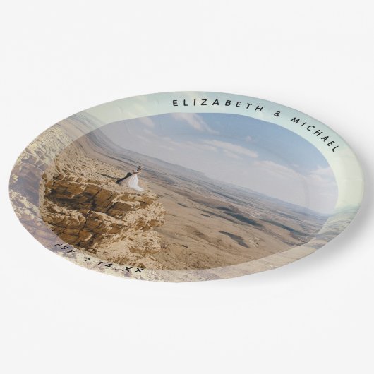 モダンエレガント新郎撮結婚影 ペーパープレート (アングル)