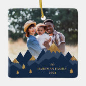 モダンエレガント金ゴールド山写真クリスマス セラミックオーナメント (正面)
