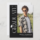 モダンエレガント ブラック＆ホワイト 3 フォト 卒業式 招待状 (正面)