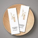 モダンエレガント ホワイトフェイクゴールド ハサミ コーム スキニー名刺<br><div class="desc">白い背景およびフェイクな金ゴールドのはさみおよび櫛アイコンとのエレガントでカスタマイズ可能な名刺のテンプレート。 美容師、美容院のために完成して下さい。</div>