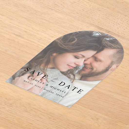 モダンエレガントOverlay Photo Wedding日付の保存 アクリル招待状 (レイダウン)