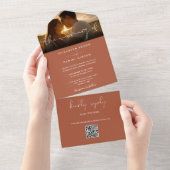 モダンエレガントTerracotta QRコード結婚の写真 オールインワン招待状 (貼ってはがせる)