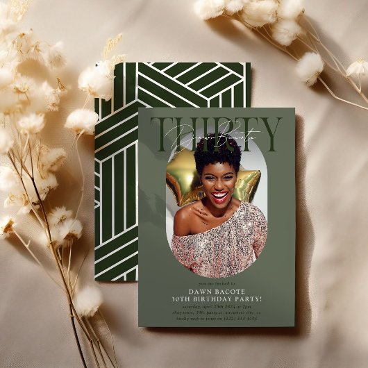 モダンオーバル写真＆サイン 30歳の誕生日 招待状