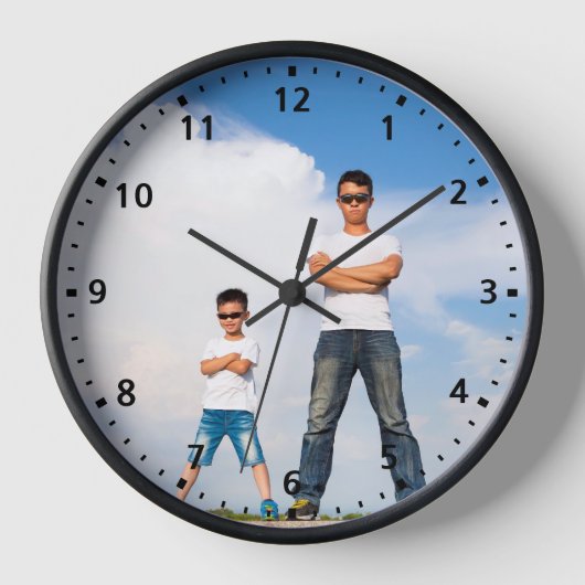モダンカジュアルパーソナライズされた家族の写真の壁 壁時計 (正面)