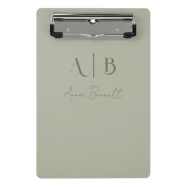 モダンカスタムイニシャル名ダスティージュセージ ミニクリップボード