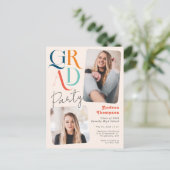 モダンカラフルレトロ2枚写真卒業 インビテーションポストカード (スタンド正面)