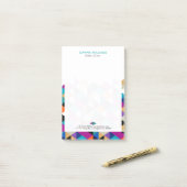 モダンカラフル三角形の幾何学的パターン ポストイット (デスク上)